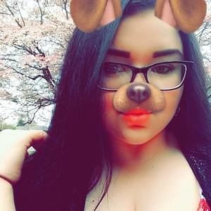 Meet your Posher, Niya